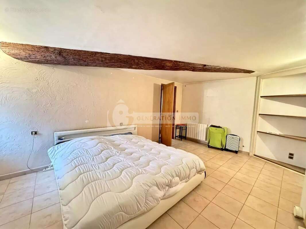 Appartement à EYRAGUES