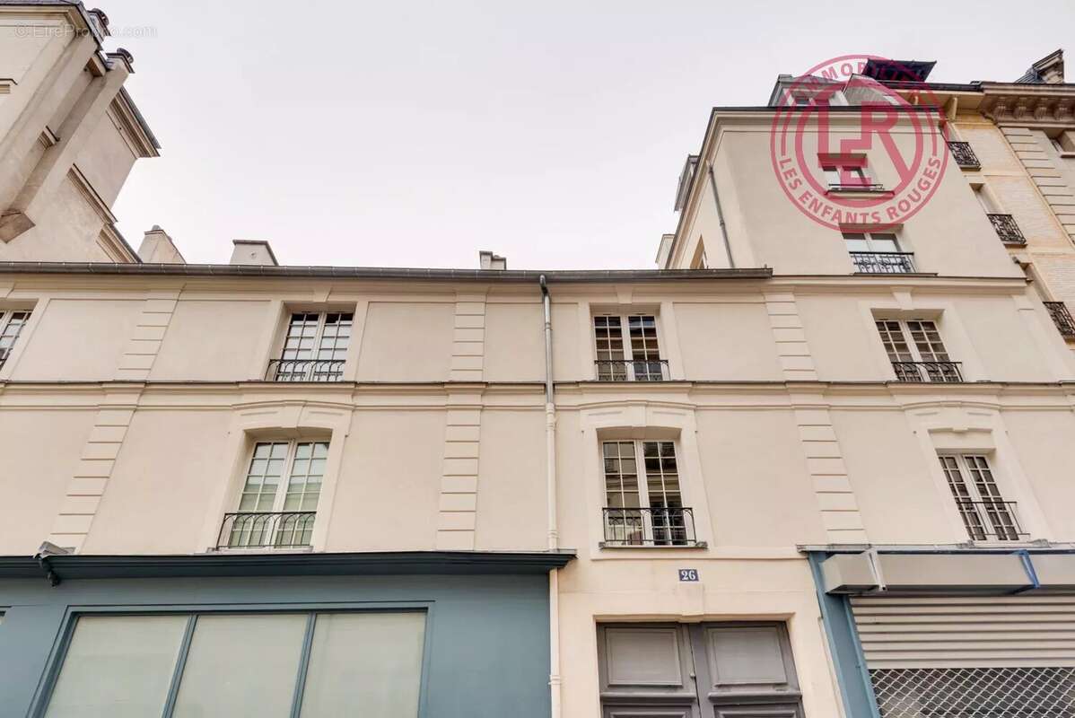 Appartement à PARIS-3E