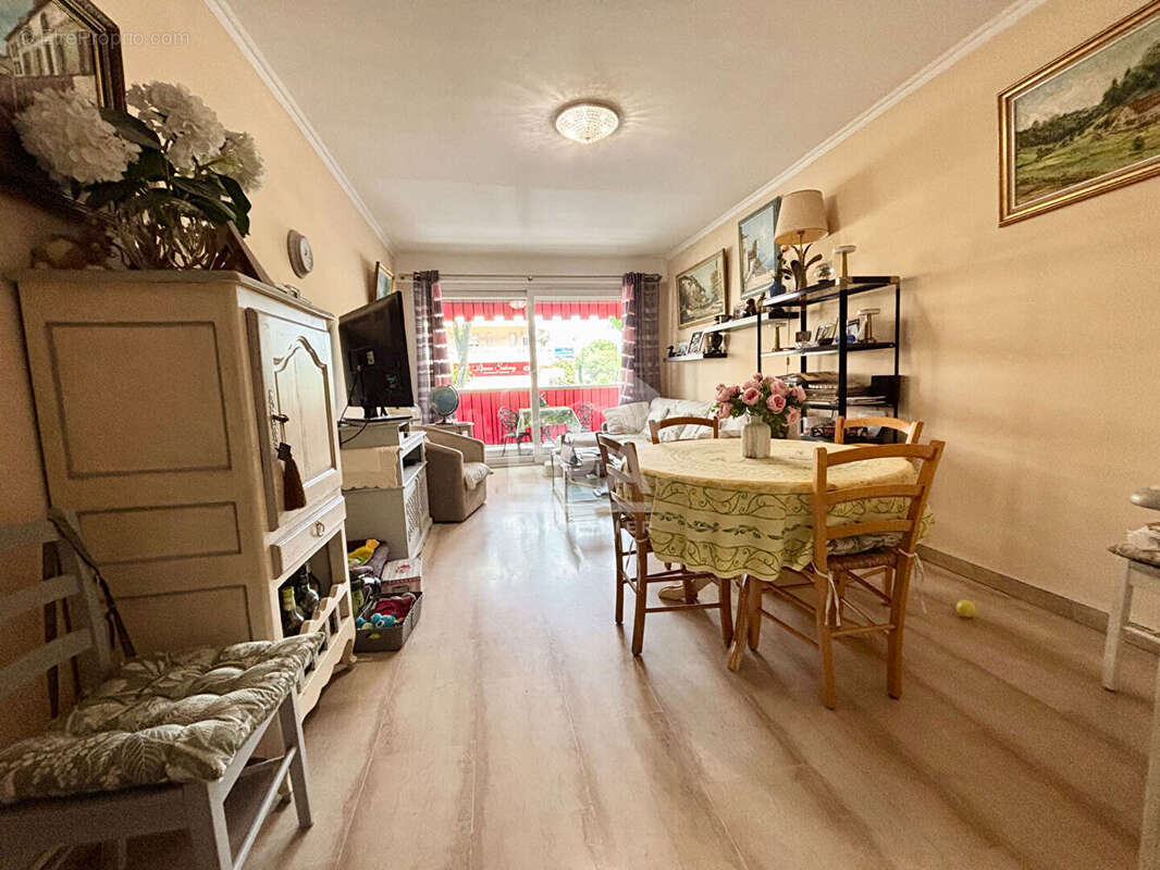 Appartement à CAGNES-SUR-MER