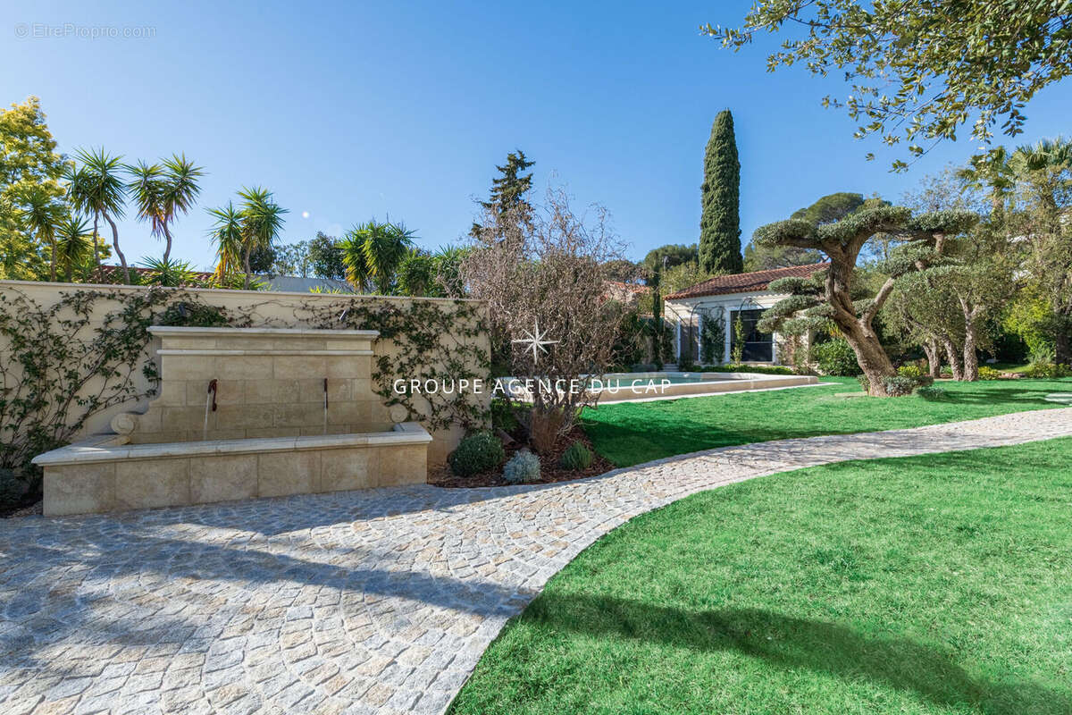 Maison à SAINT-RAPHAEL