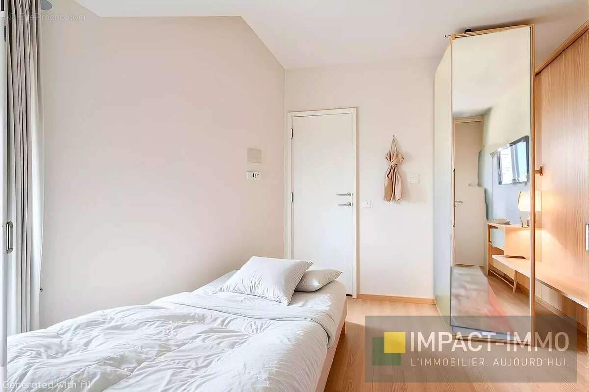 Appartement à COURBEVOIE