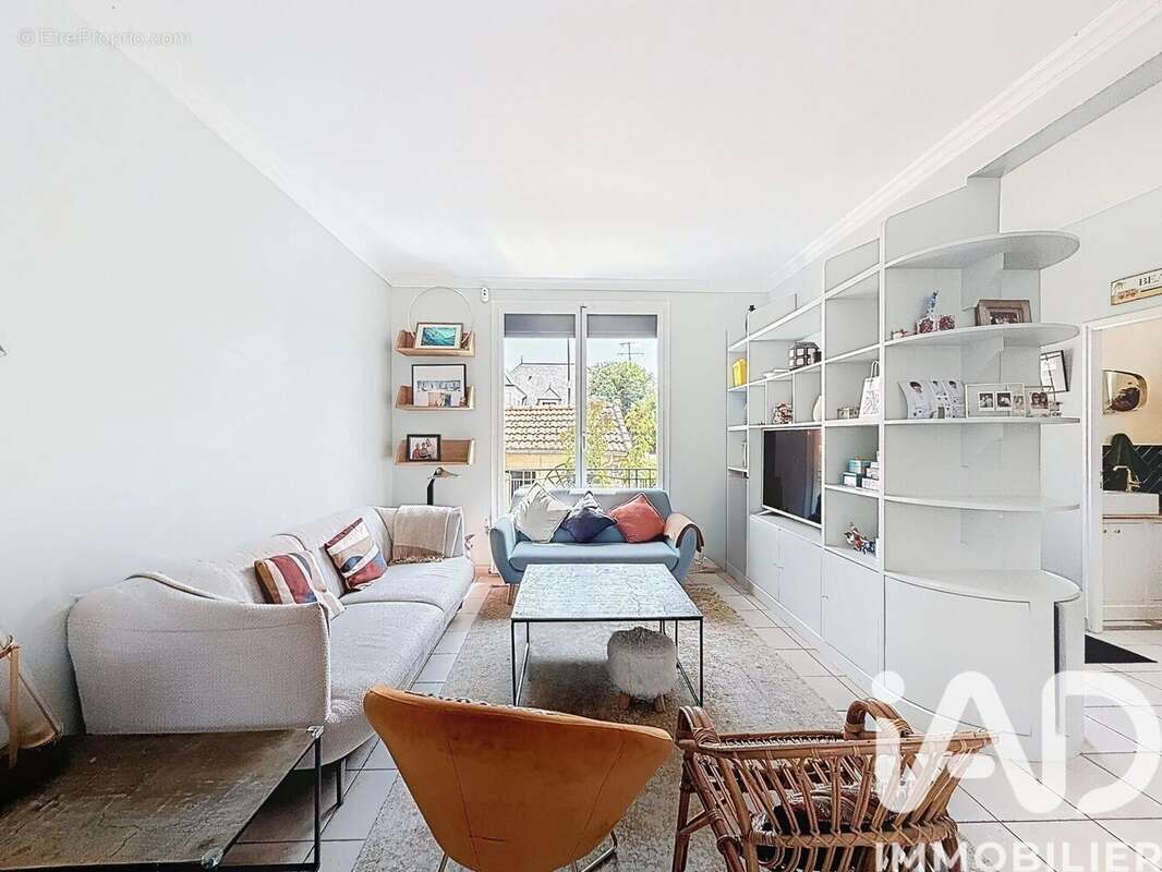 Photo 2 - Maison à SAINT-MAUR-DES-FOSSES