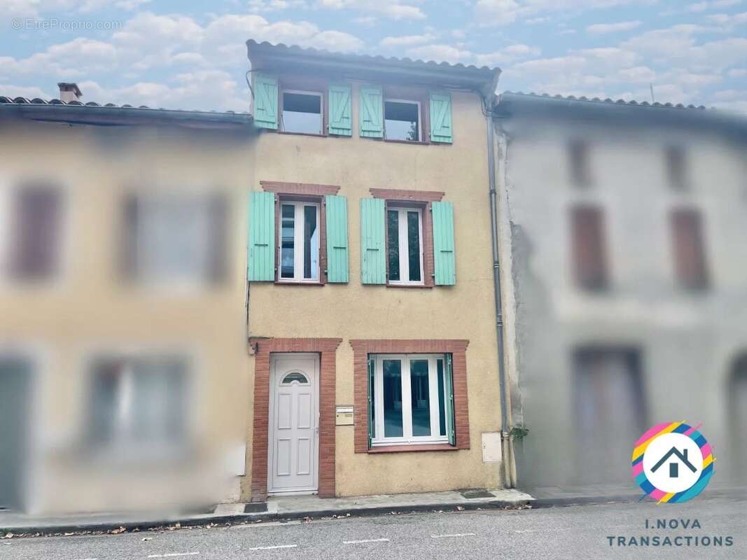 Maison à MAZERES