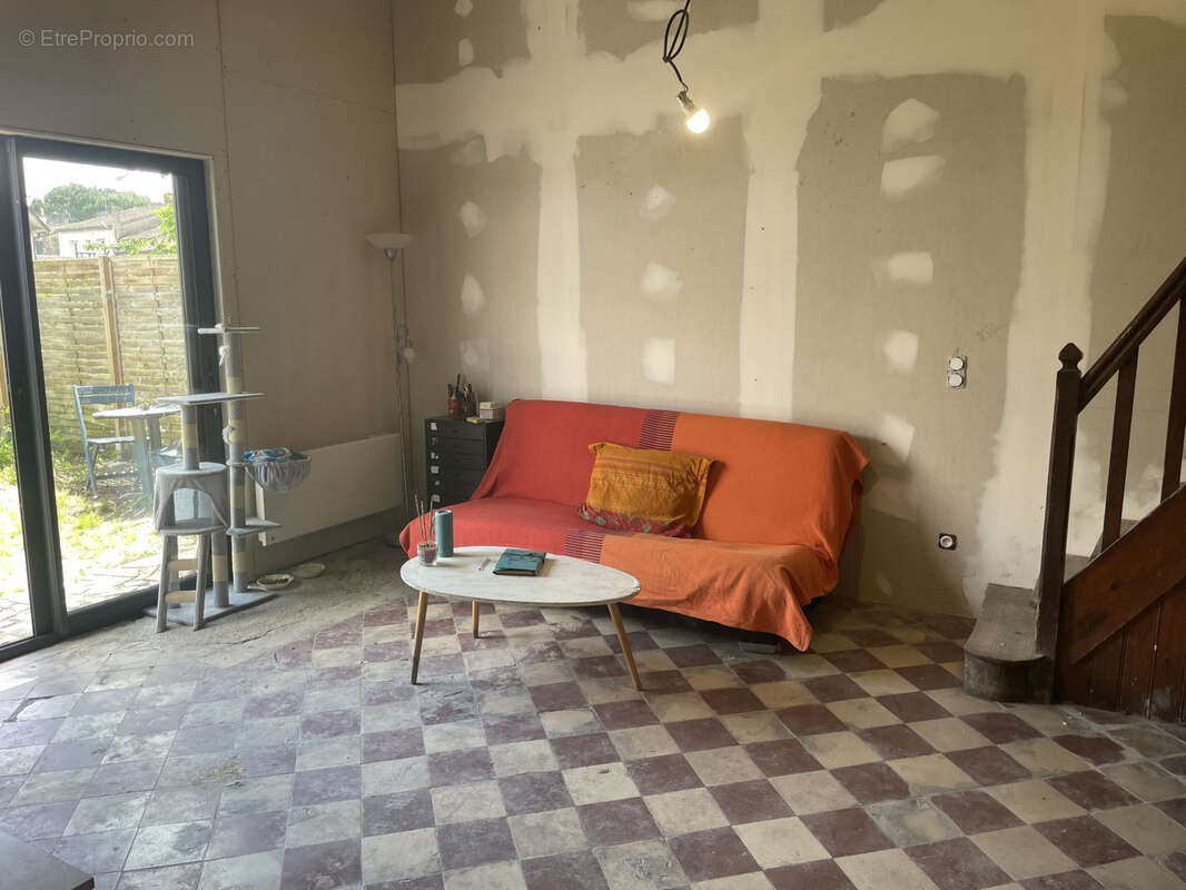 Maison à CASTILLON-LA-BATAILLE