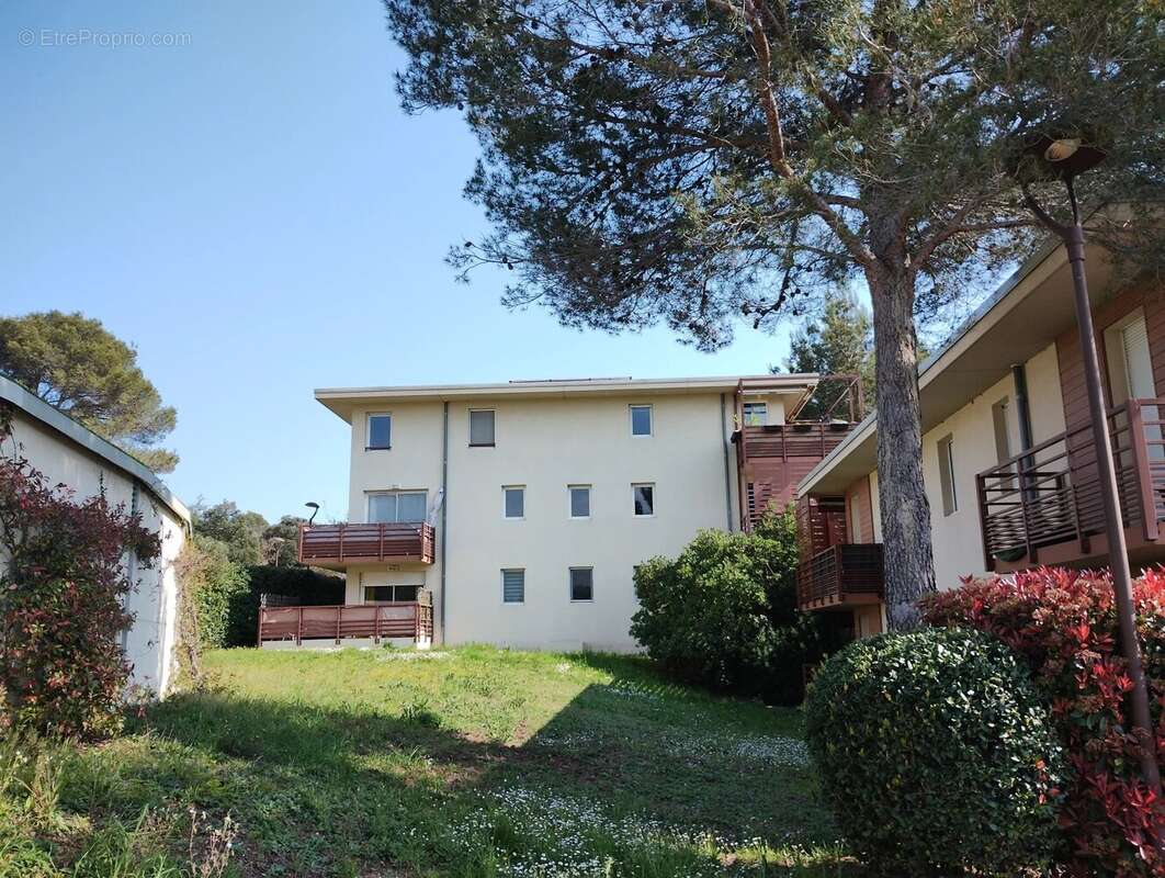 Appartement à FREJUS