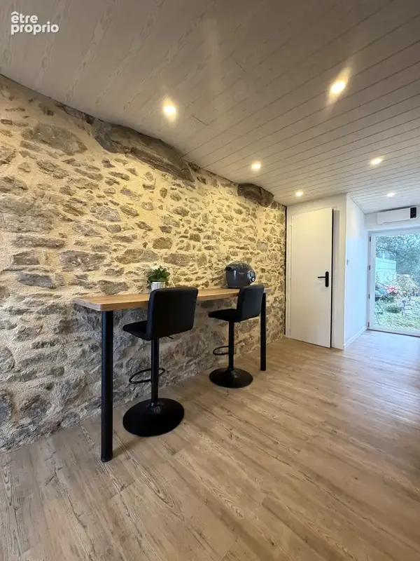 A 5 MIN D'AIZENAY, maison en pierres offrant 64 m2 hab et 248 m2 de terrain - photo 7