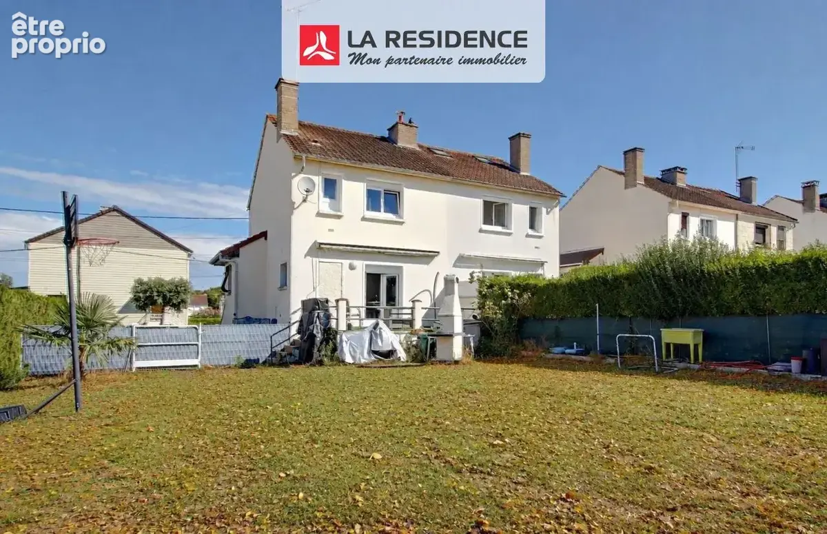 Photo Maison à Saint-Etienne-Du-Rouvray au prix de 211 000€