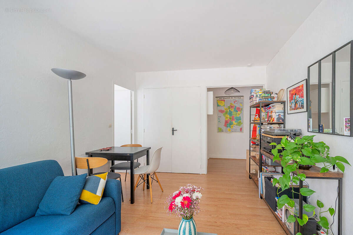 Appartement à PARIS-15E