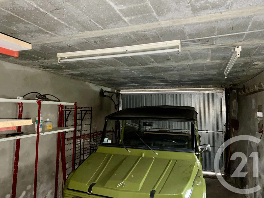 Maison à SAINT-AMAND-EN-PUISAYE