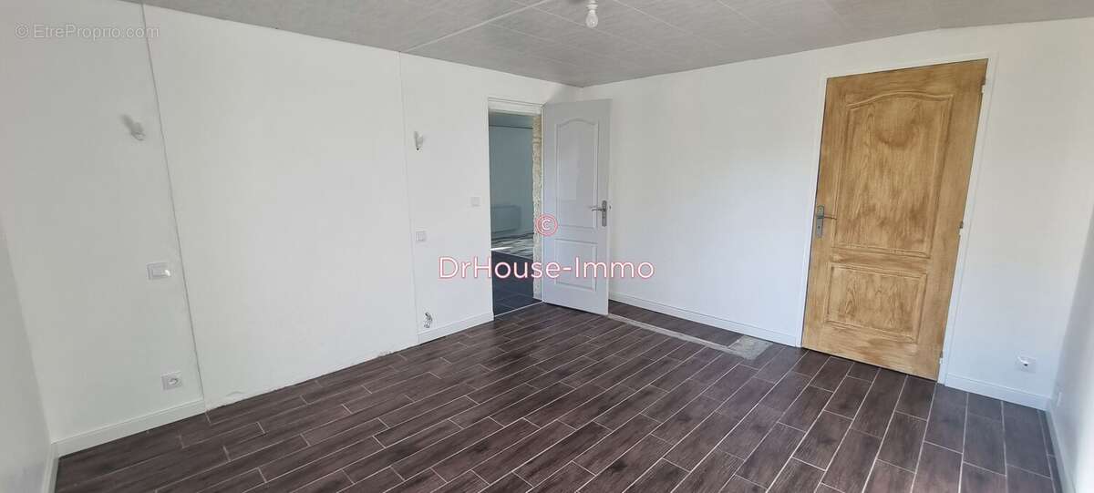 Maison à SAINT-DENIS-DU-PAYRE