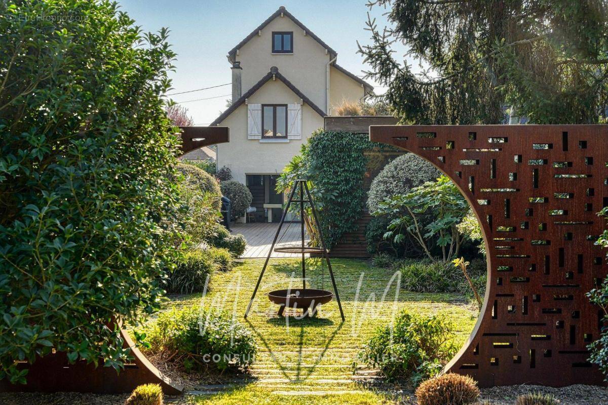 Maison à SAINT-PRIX