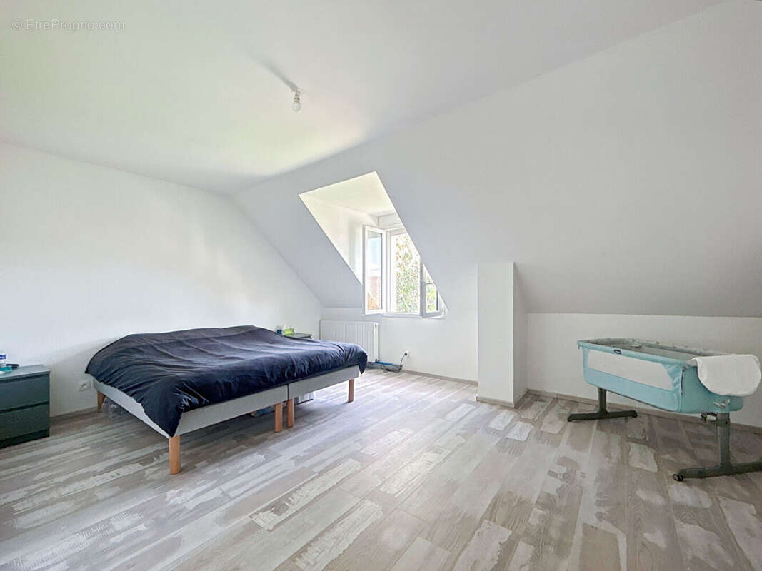 Maison à ROSNY-SUR-SEINE