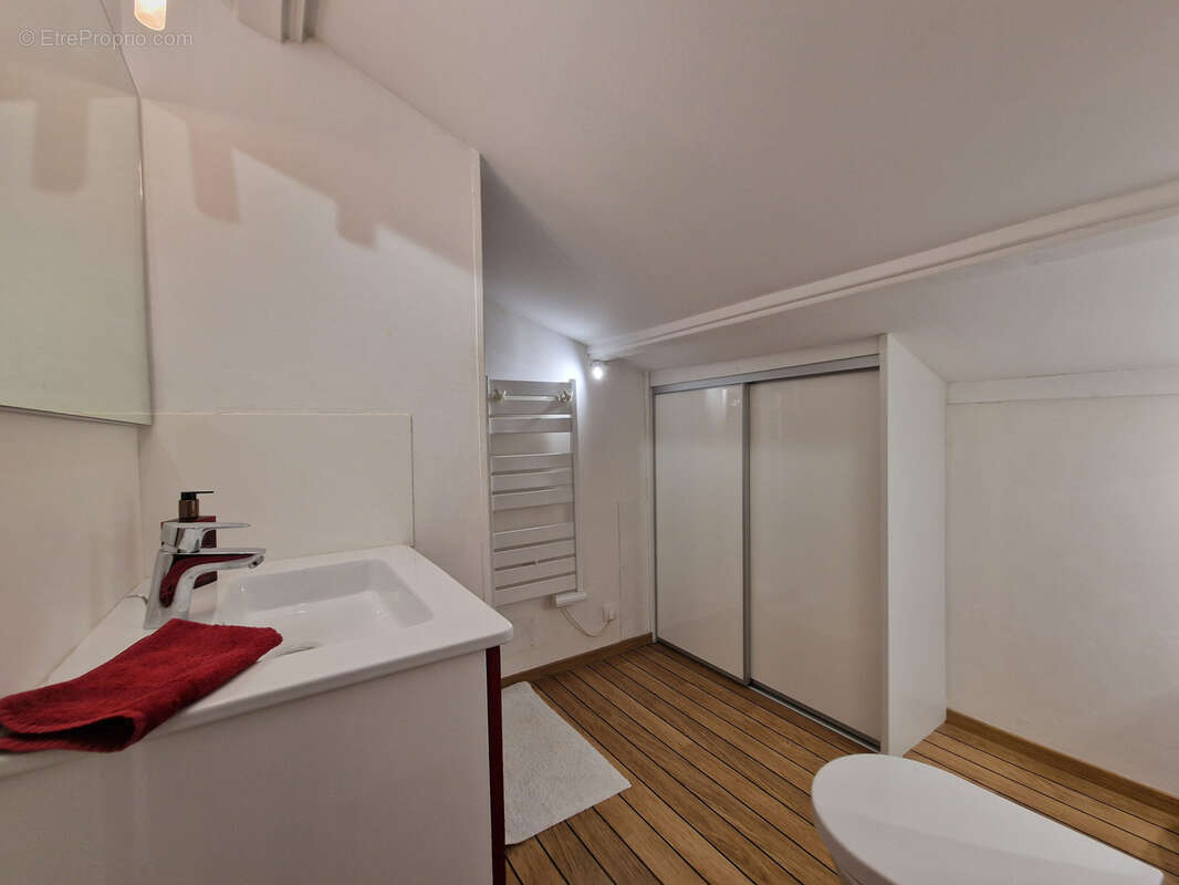 Maison à COUZON-AU-MONT-D&#039;OR