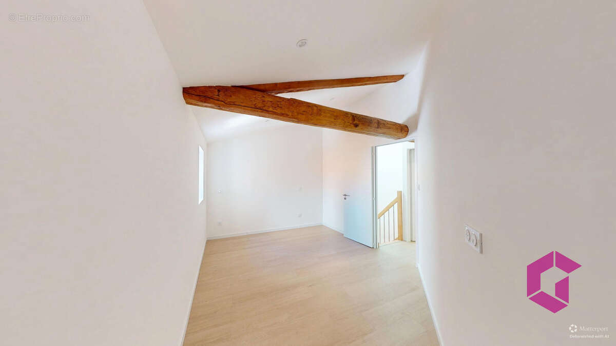 duplex avec cour, au calme centre ville de Feurs - photo 4