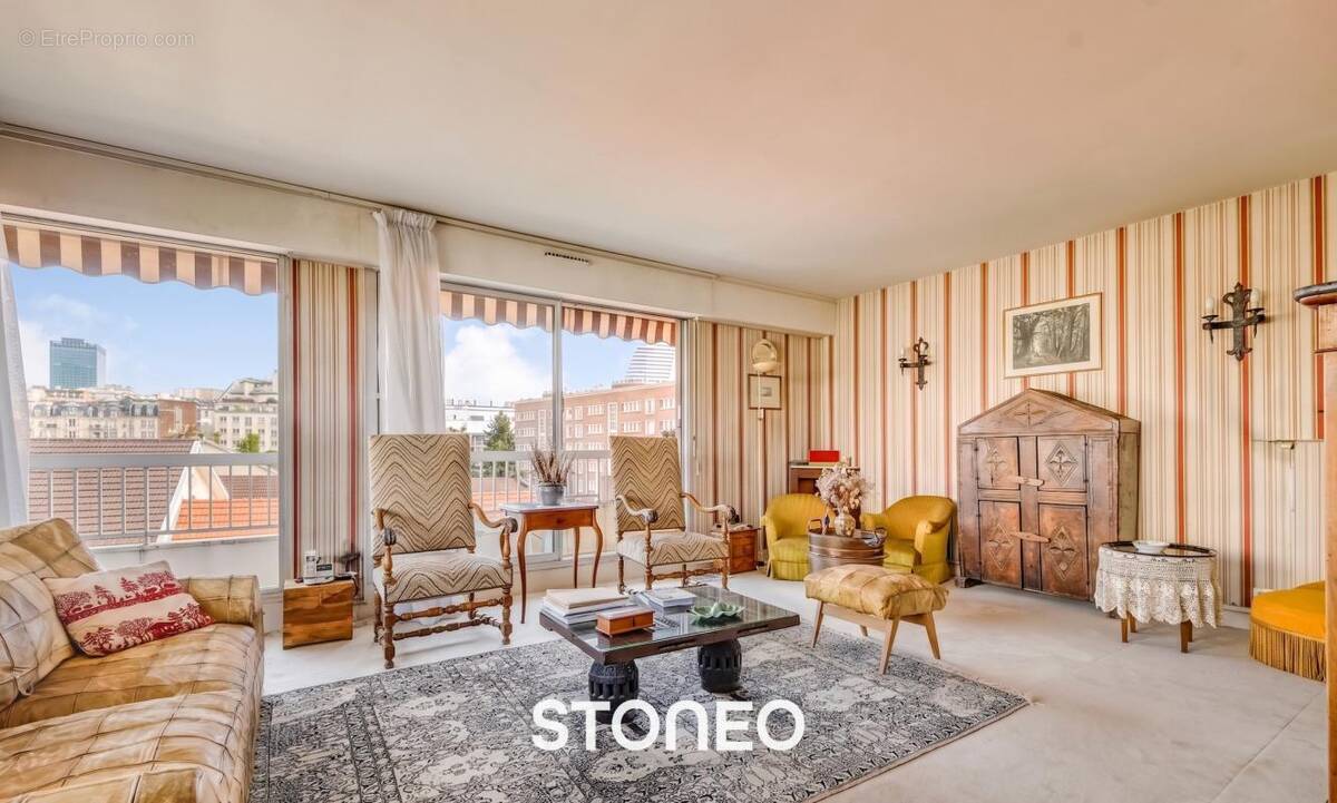 Appartement à PARIS-15E