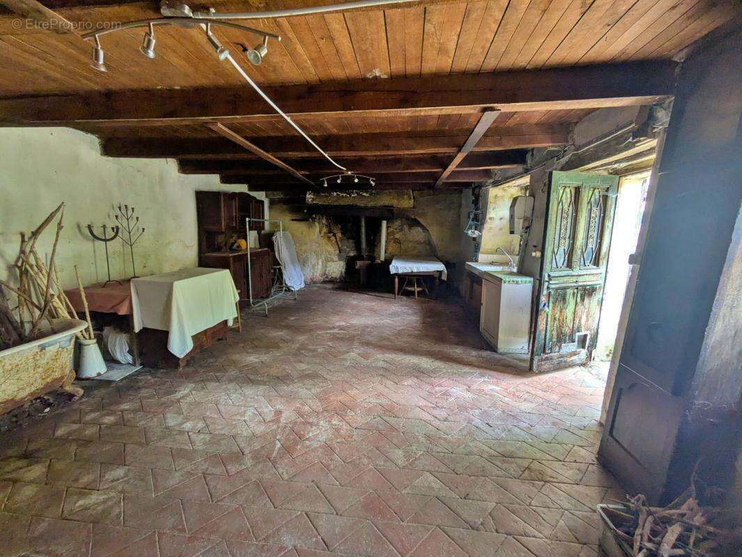 Maison 8 pièces / 158 m² / 265 000 EUR / VABRE - photo 17
