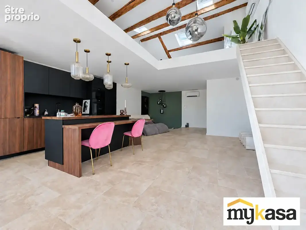 Martigues Jonquières  Appartement en duplex de 72 m²  Centre-ville - photo 2
