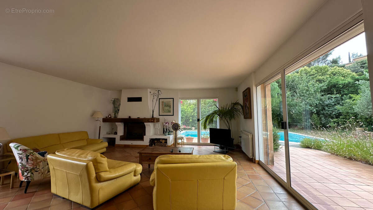 Maison La Seyne Sur Mer 4 pièces 138m2 - photo 3