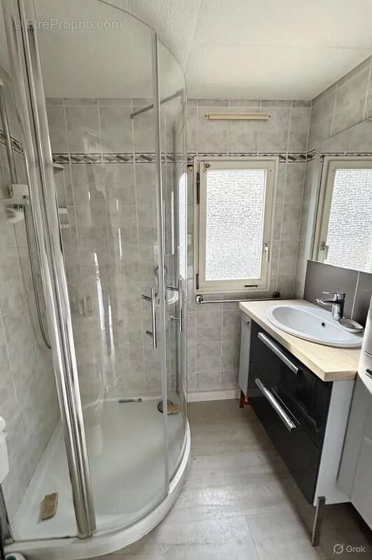 Maison à ROQUEBRUNE-SUR-ARGENS