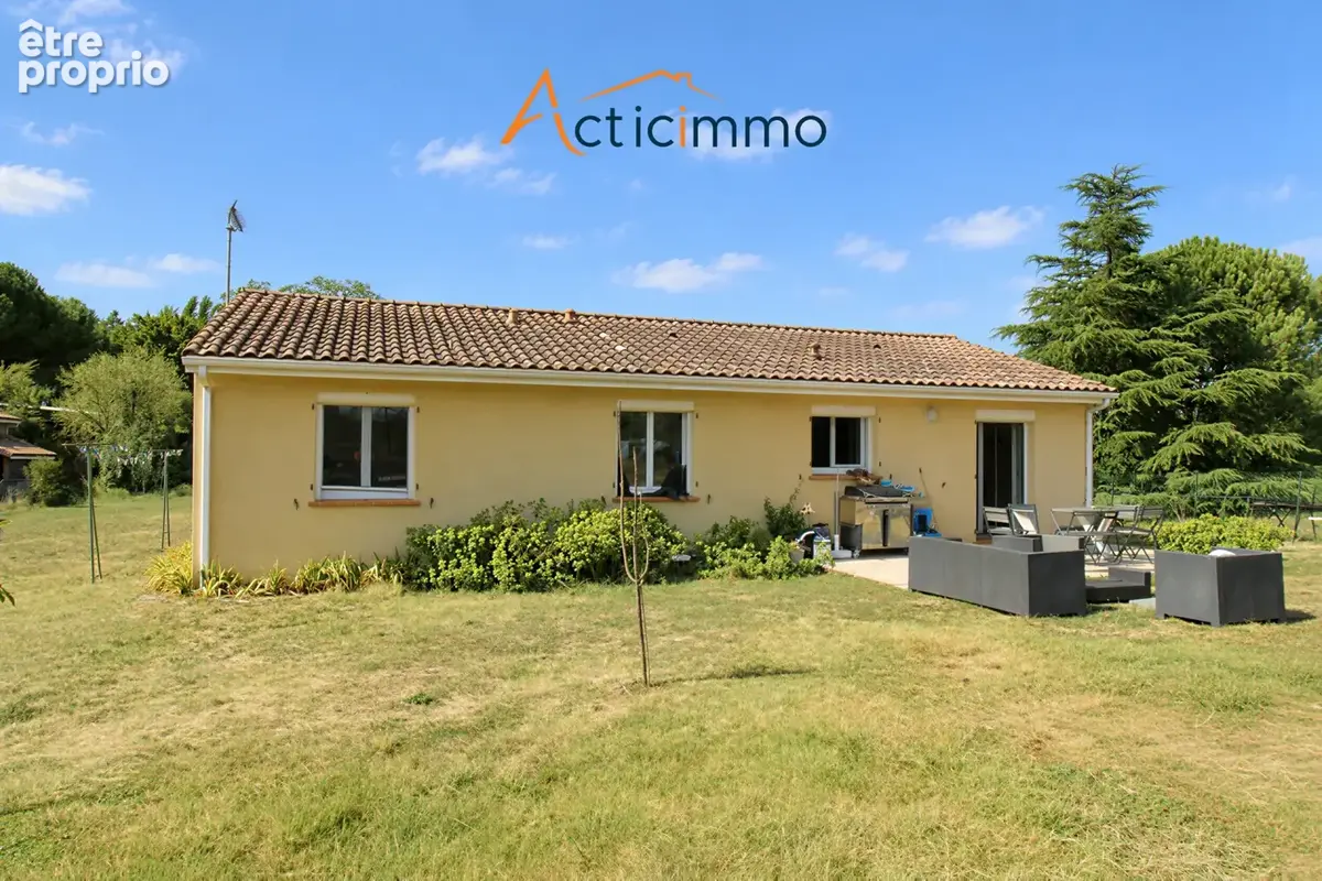 EXCLUSIVITE - SAINT SULPICE SUR LEZE Maison de plain pied avec grand jardin - photo 2
