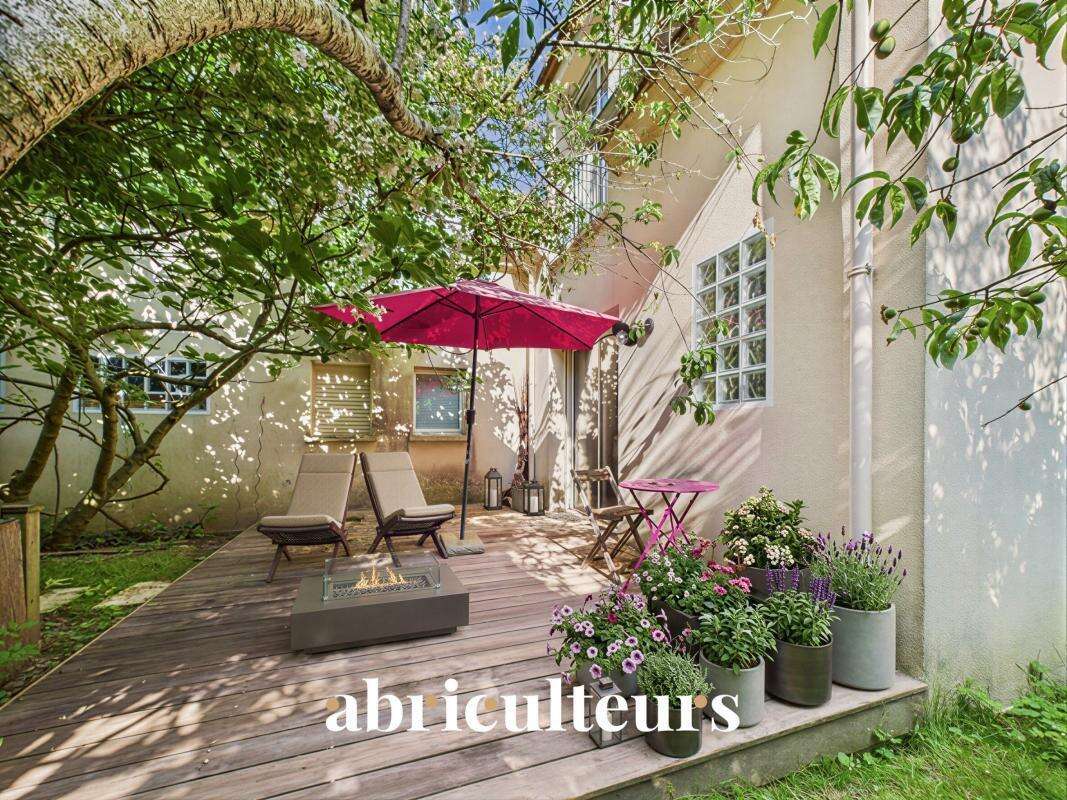 Magnifique maison contemporaine avec jardin paysager et piscine en vente à l'Étang-la-Ville (78620) - photo 9