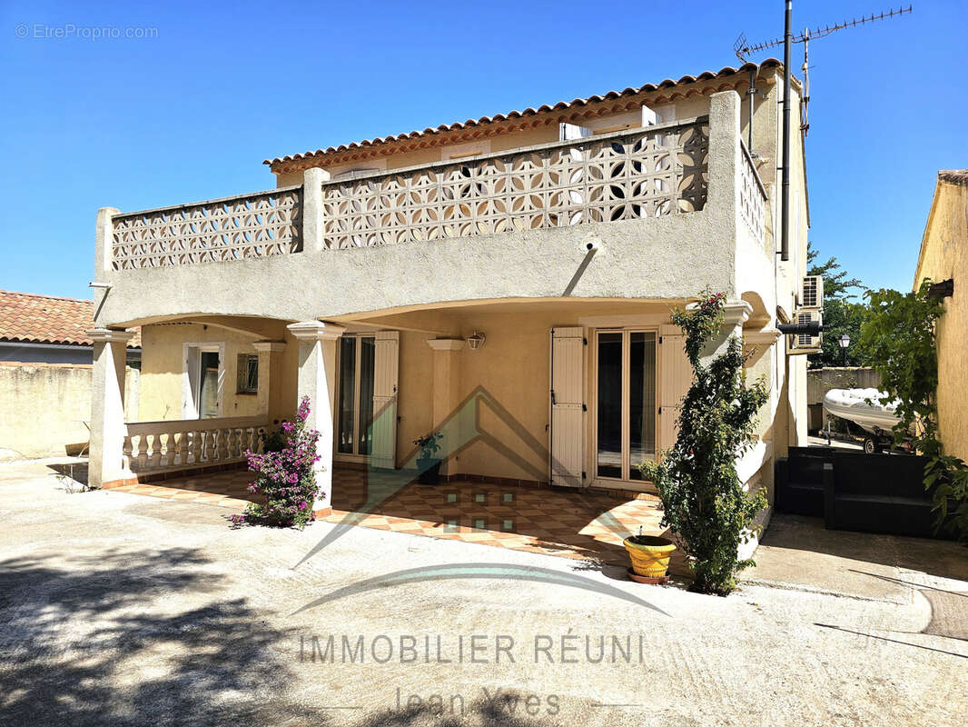 Maison à PORT-DE-BOUC