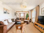 Appartement à COMBRONDE