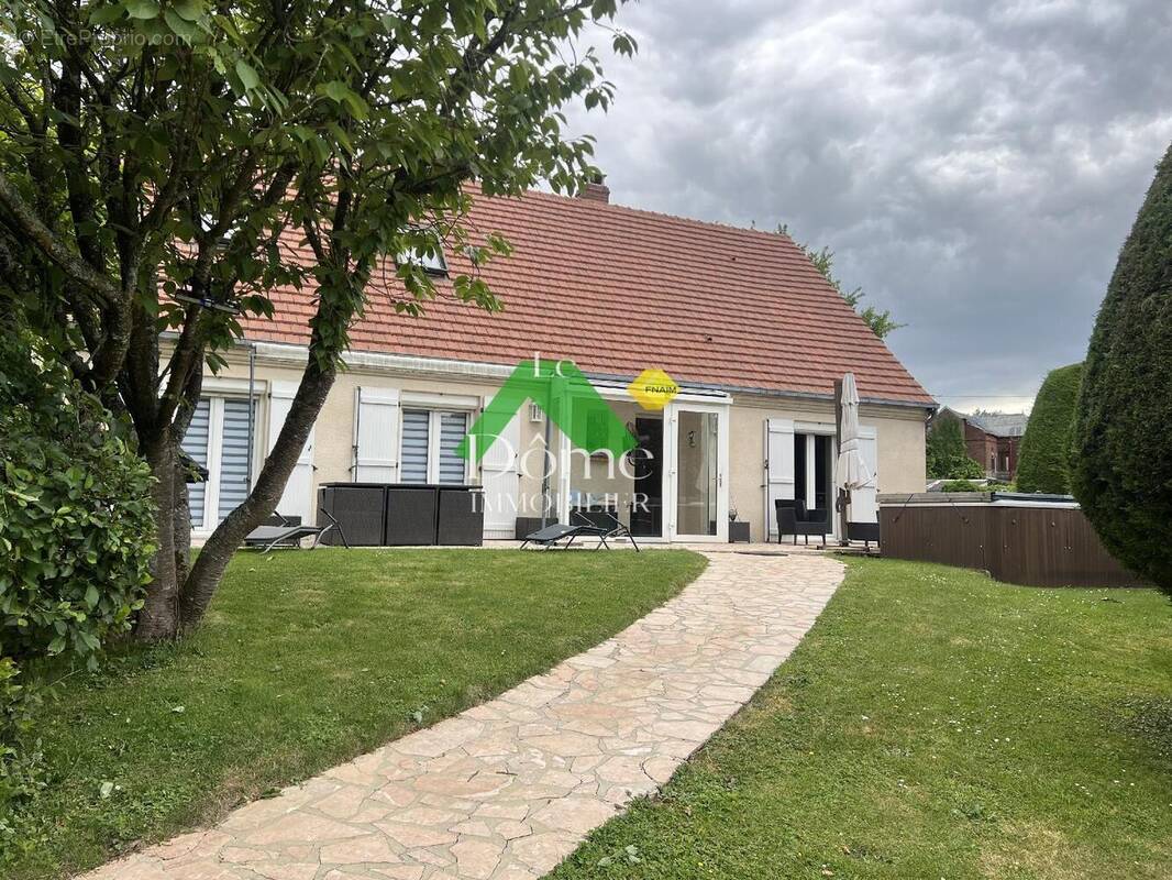 Maison à WARLUIS