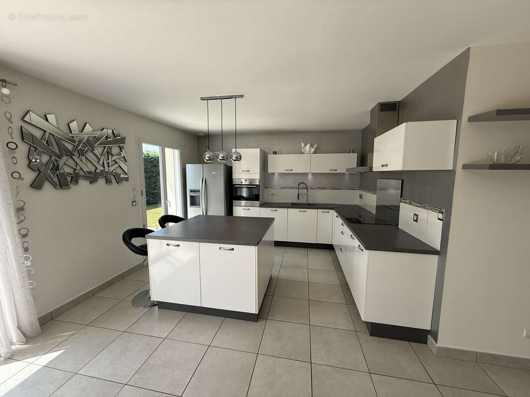 Maison à CHARVIEU-CHAVAGNEUX