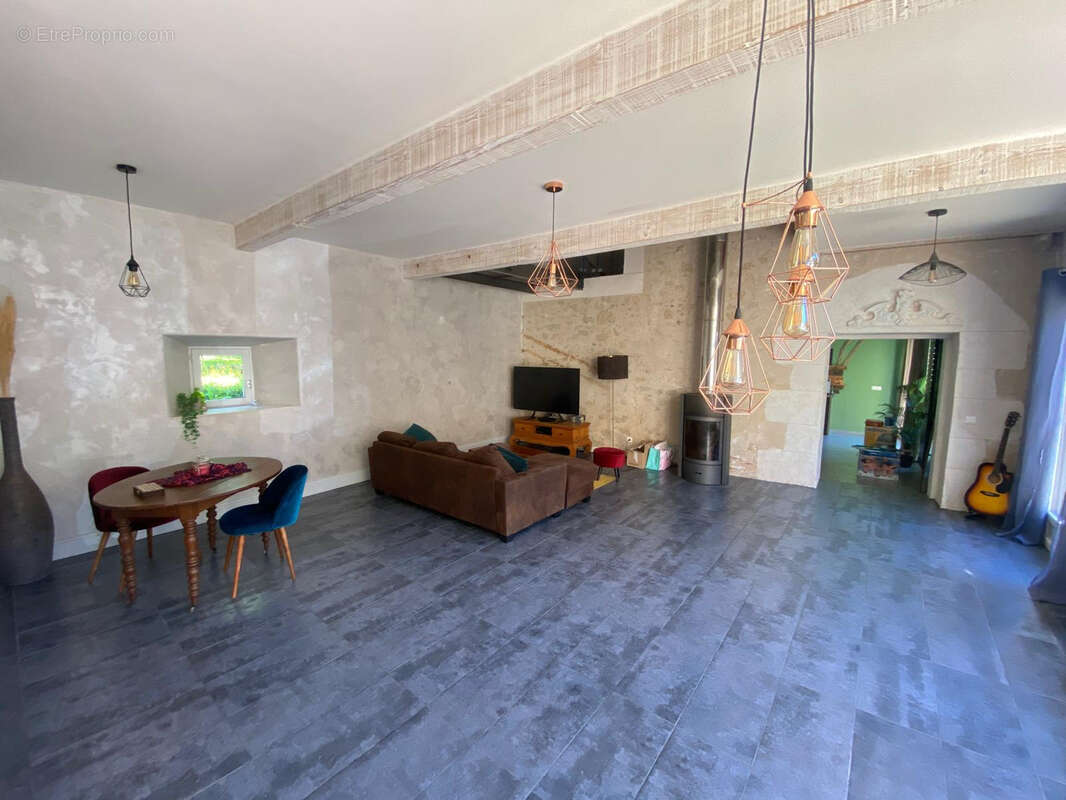 Maison à SAINT-EXUPERY