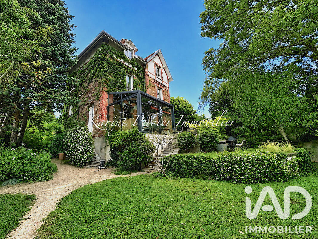 Photo 1 - Maison à GARCHES