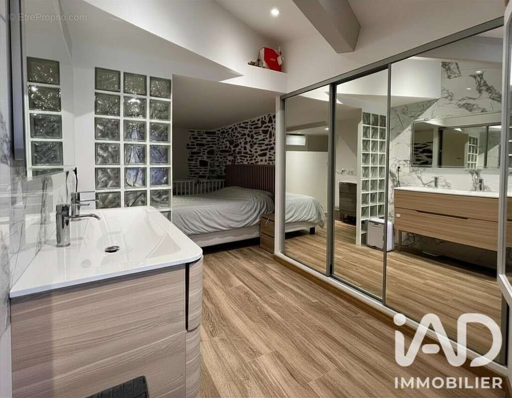 Maison 97 m² à La Garde-Freinet  - photo 5