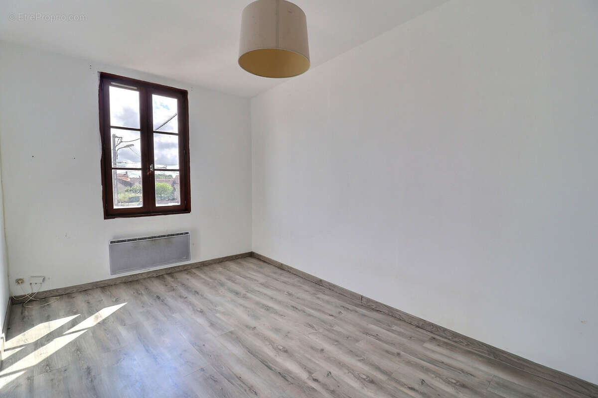 Maison fonctionnelle 3 à 4 chambres - Vie possible de plain-pied - photo 5