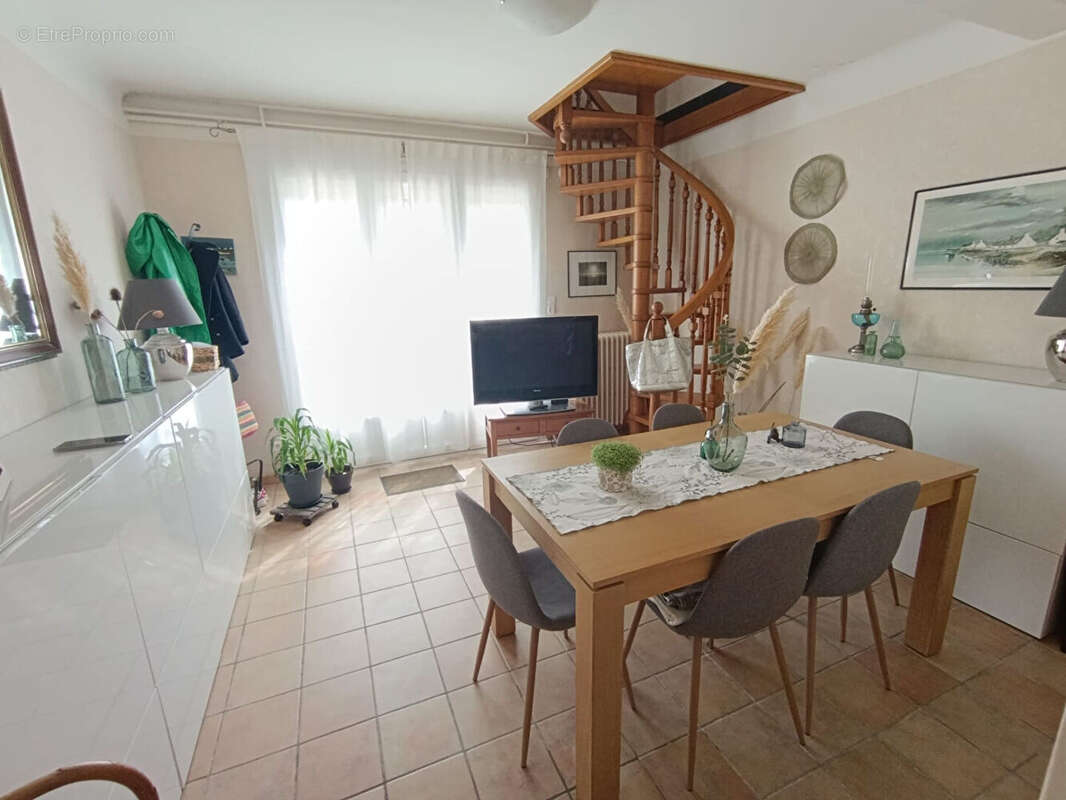 Maison à LA CHAPELLE-ACHARD