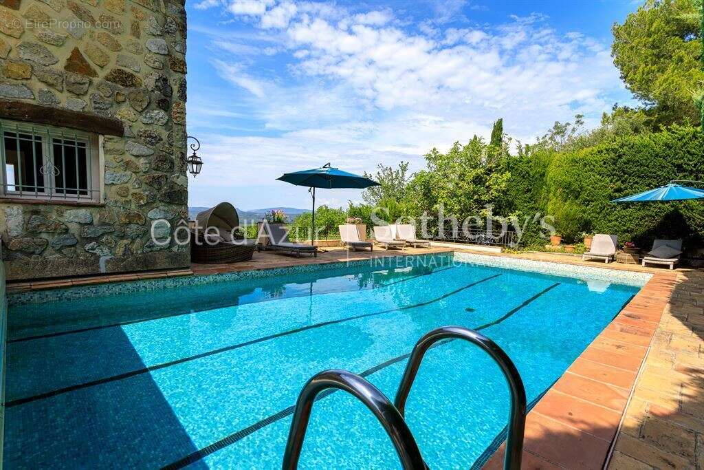 Maison à MONTAUROUX