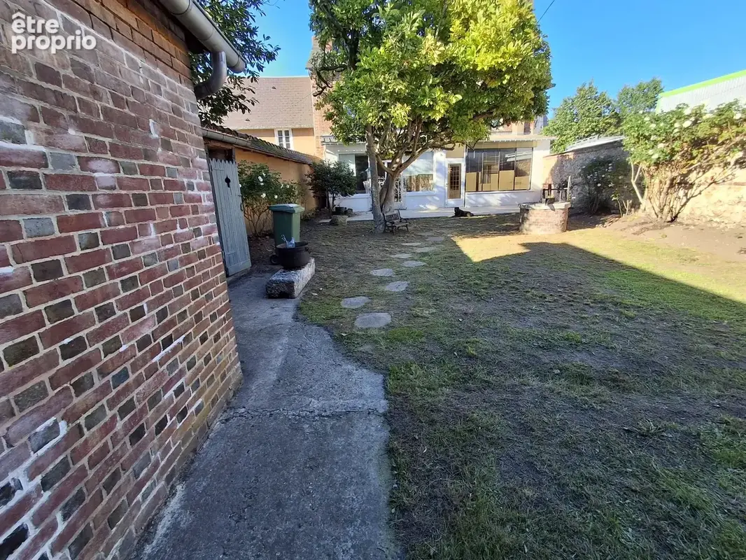 Coup de cœur en plein cœur du Neubourg : Spacieuse maison de ville avec jardin et grande dépendance ! - photo 14