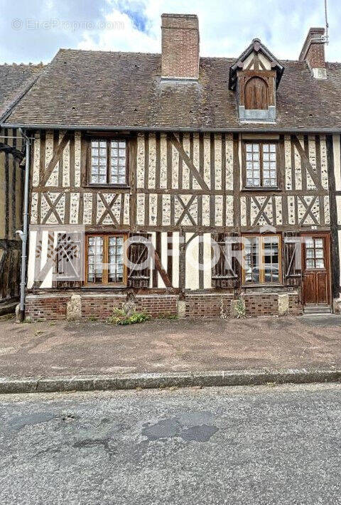 Maison à LA FERRIERE-SUR-RISLE