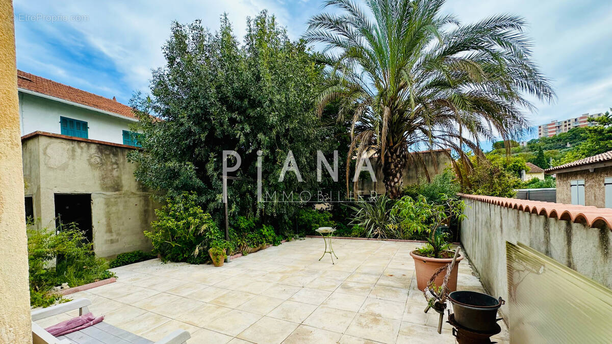 Maison à MARSEILLE-13E