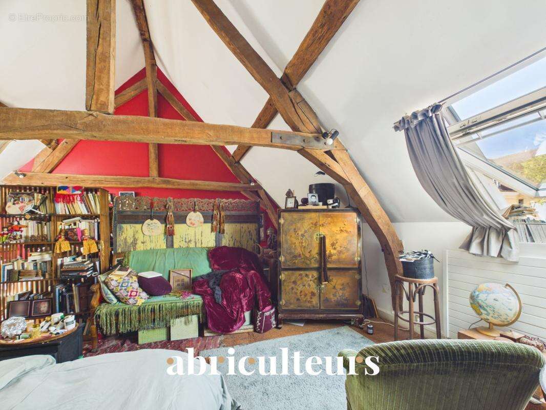 Maison Historique de Charme 103 m² – Cour Pavée & Terrasse – en vente à Le Pecq (78230) - photo 24