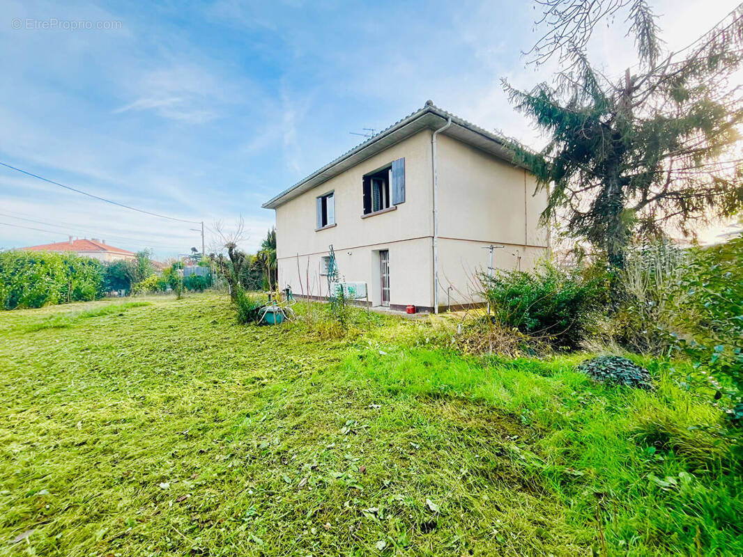 Maison à VILLENEUVE-SUR-LOT
