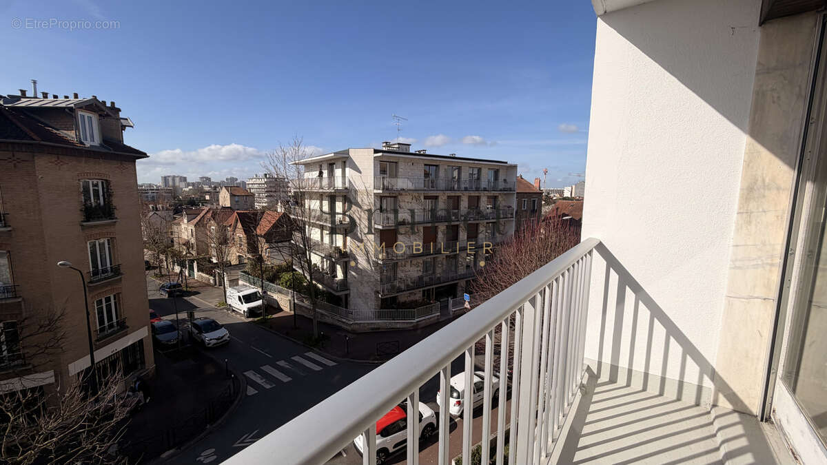 Appartement à SAINT-MAUR-DES-FOSSES