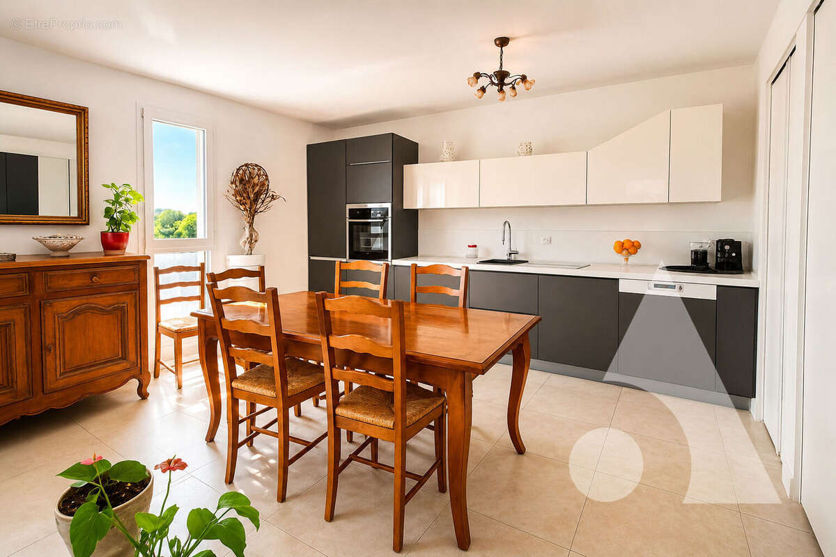 Appartement à SAINT-RAPHAEL