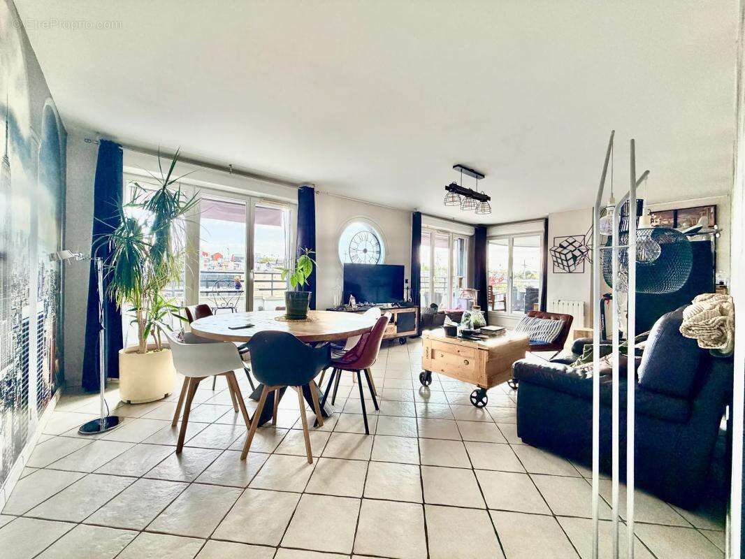 Appartement à LIMEIL-BREVANNES
