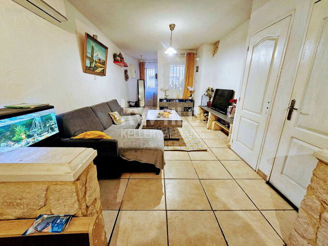 Appartement à PUGET-SUR-ARGENS