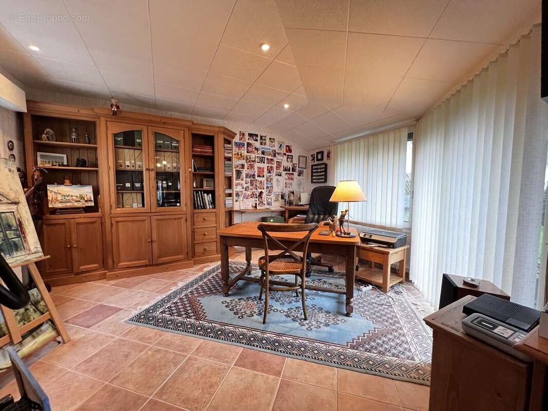 Maison à FONTAINE-ETOUPEFOUR