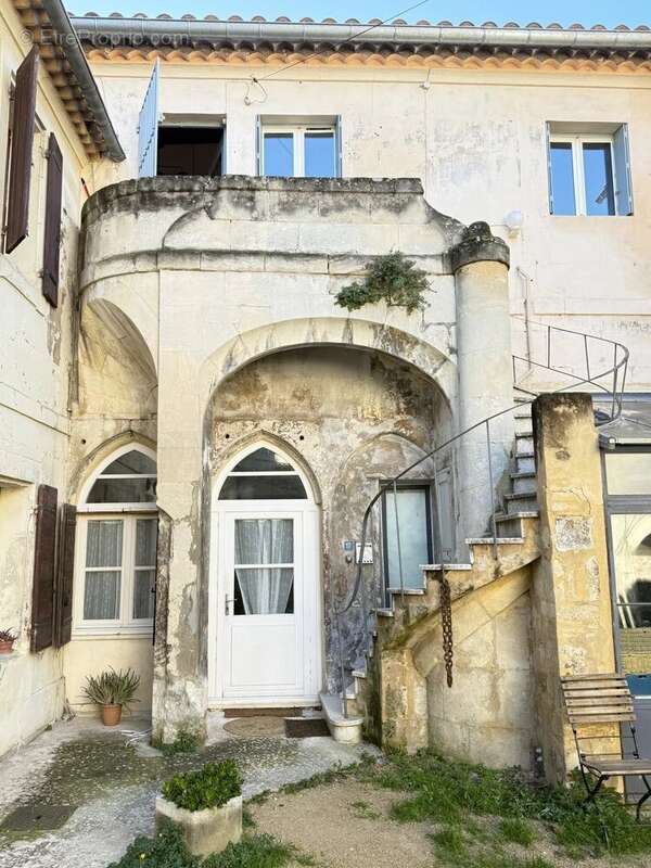 Appartement à ARLES