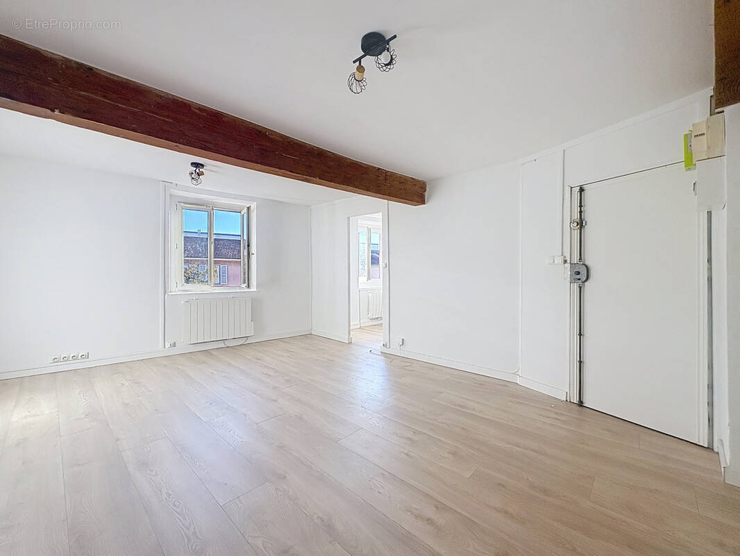 Appartement à TASSIN-LA-DEMI-LUNE