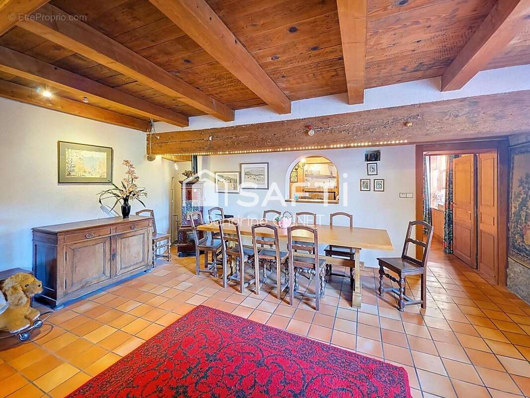Maison 270 m² à Vernierfontaine  - photo 6
