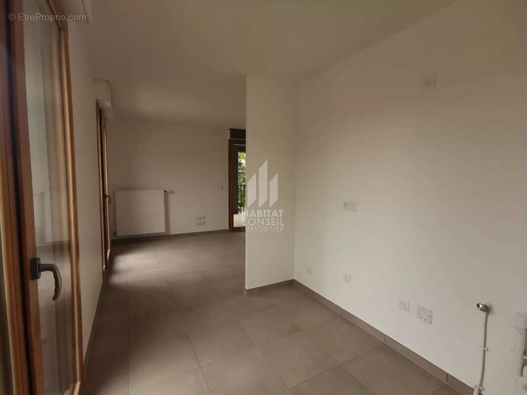 Appartement à LE PONT-DE-CLAIX