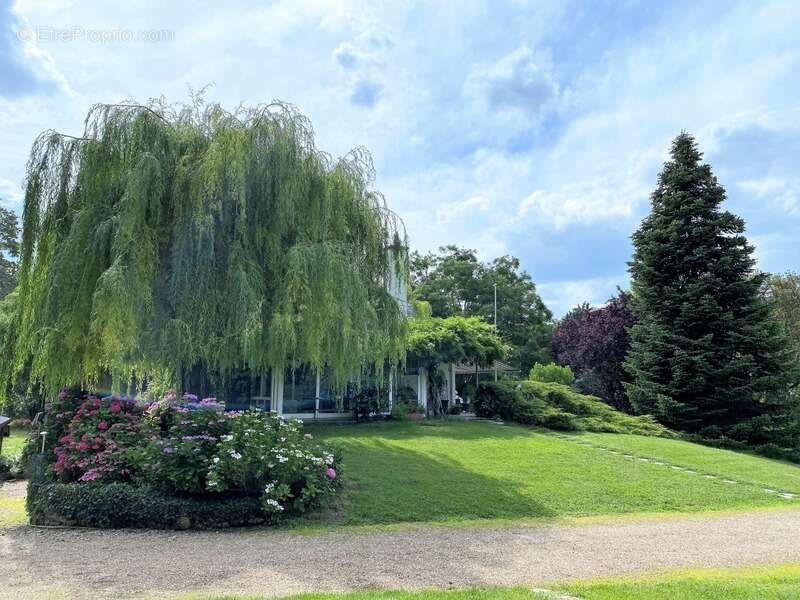 Maison à CHATELLERAULT